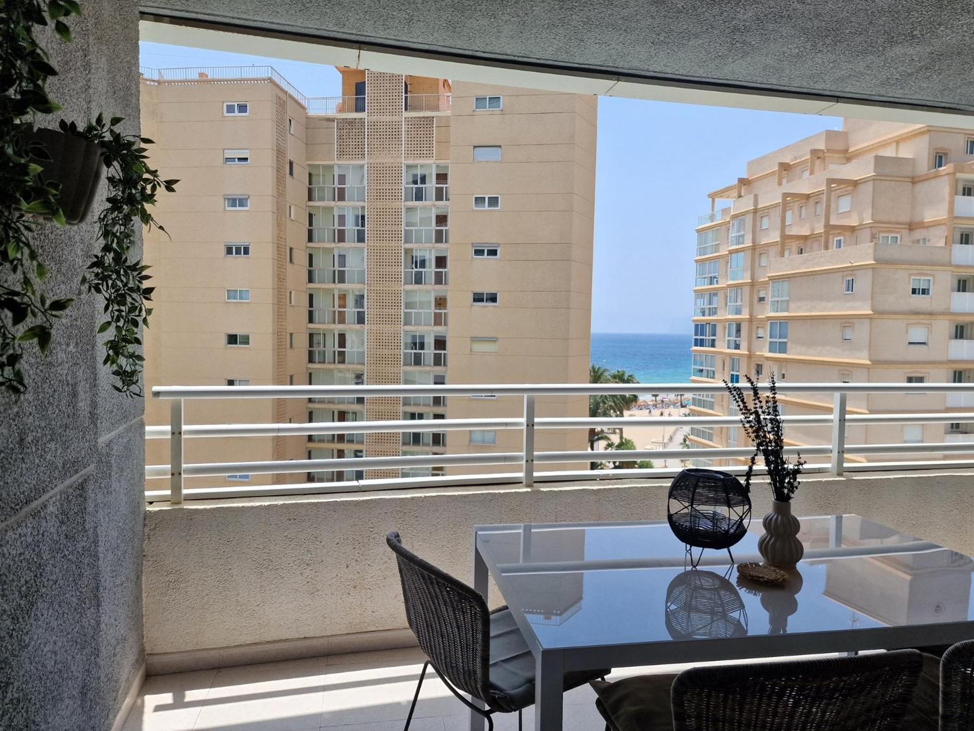 Cozy Apartment Apolo XIV Seaview 卡尔佩 外观 照片