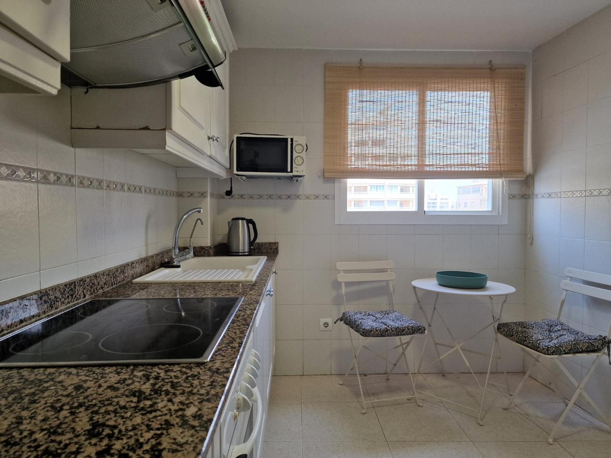 Cozy Apartment Apolo XIV Seaview 卡尔佩 外观 照片