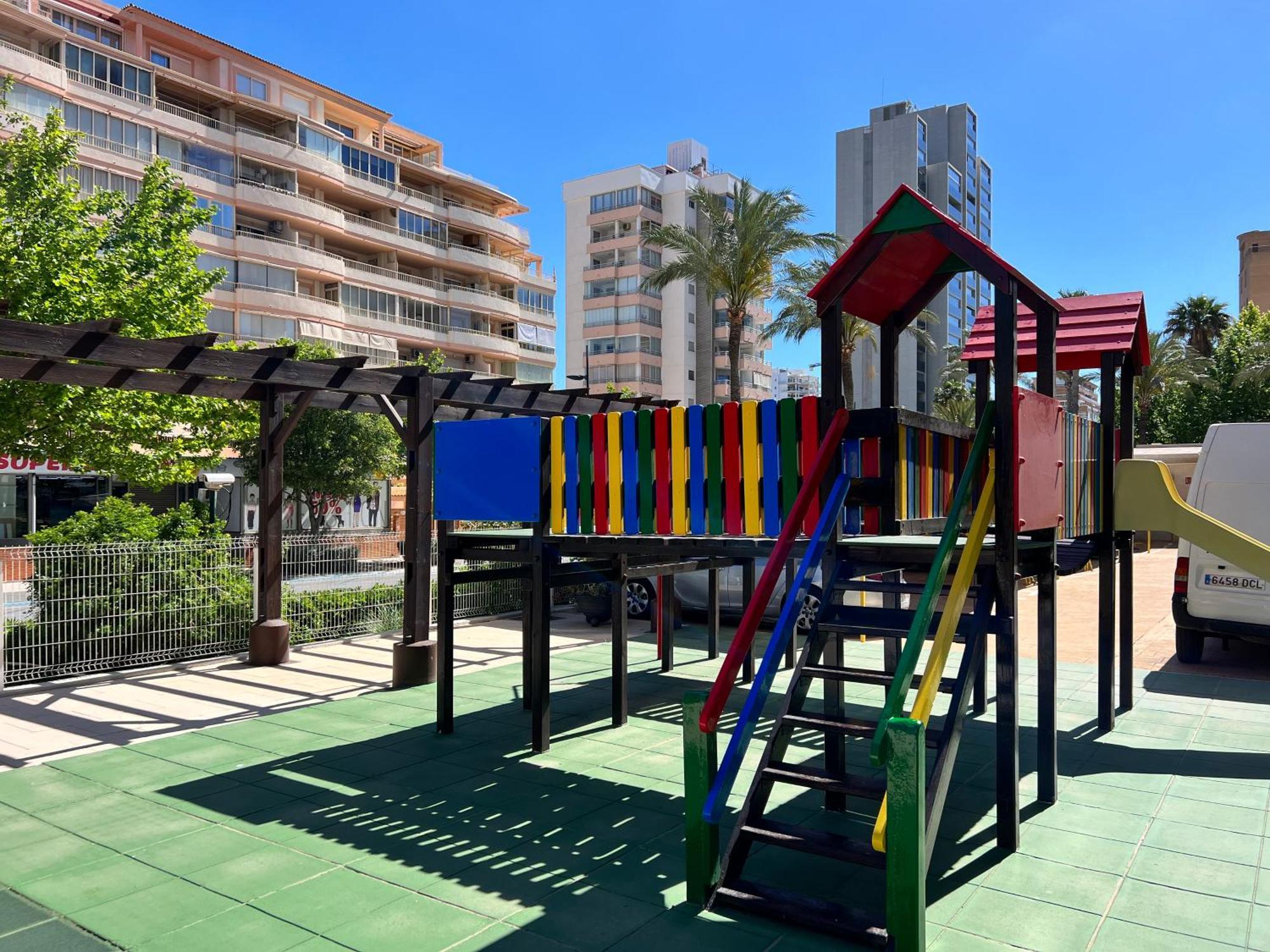 Cozy Apartment Apolo XIV Seaview 卡尔佩 外观 照片